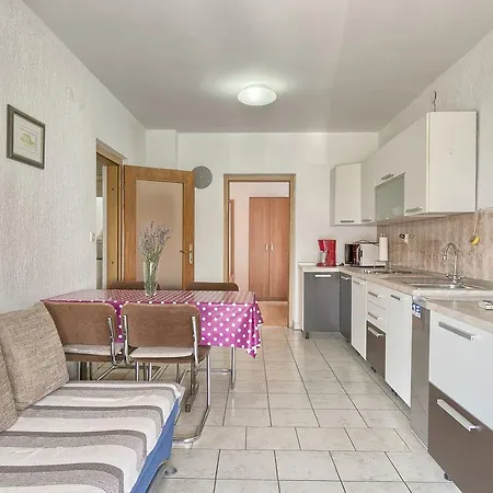 Apartment Veruda Porat *